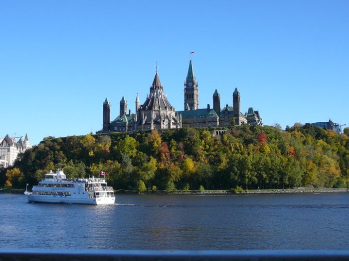 168735_500935521931_4473339_n