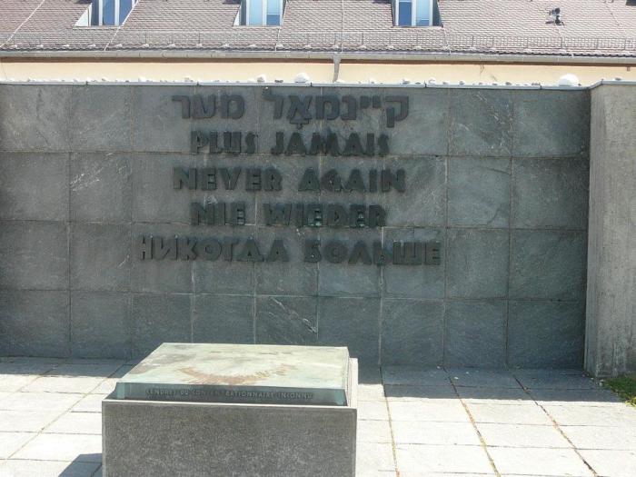 550502_10150868353391932_712328567_n